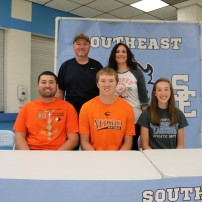 Riley Ulery with his brother - Cade Ulery, sister - Bailee Ulery, and his father and mother, Joe and Beth Ulery